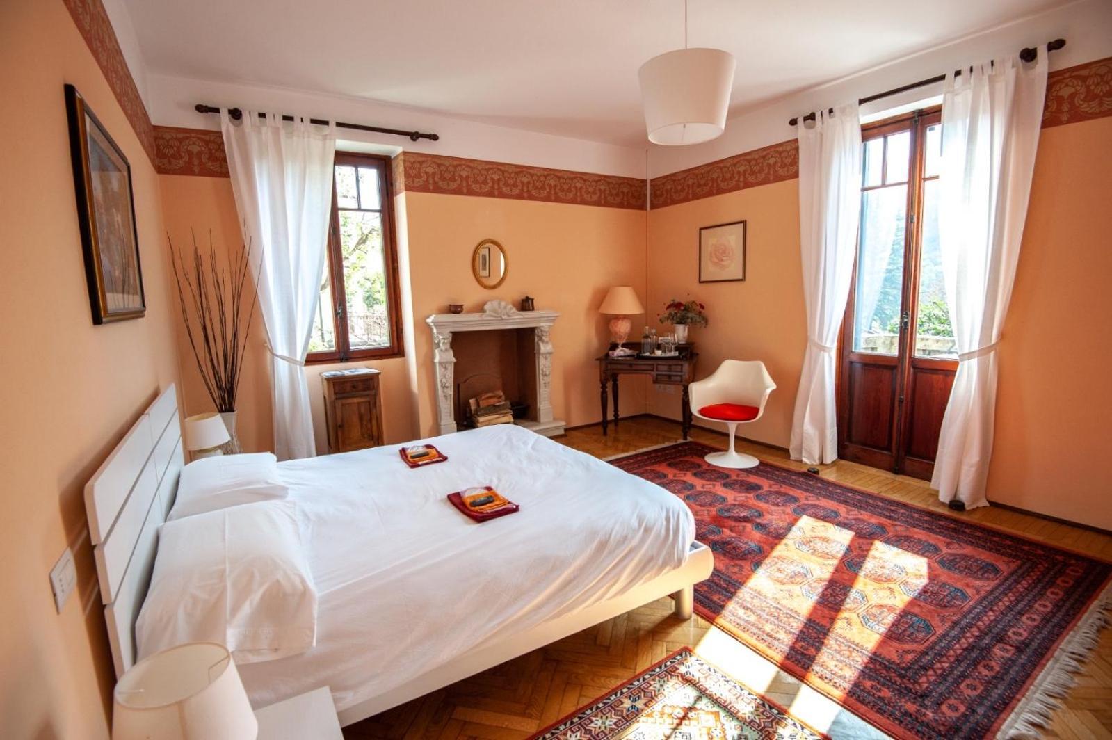 Il Motto Di Tommy Bed & Breakfast Castelveccana ภายนอก รูปภาพ